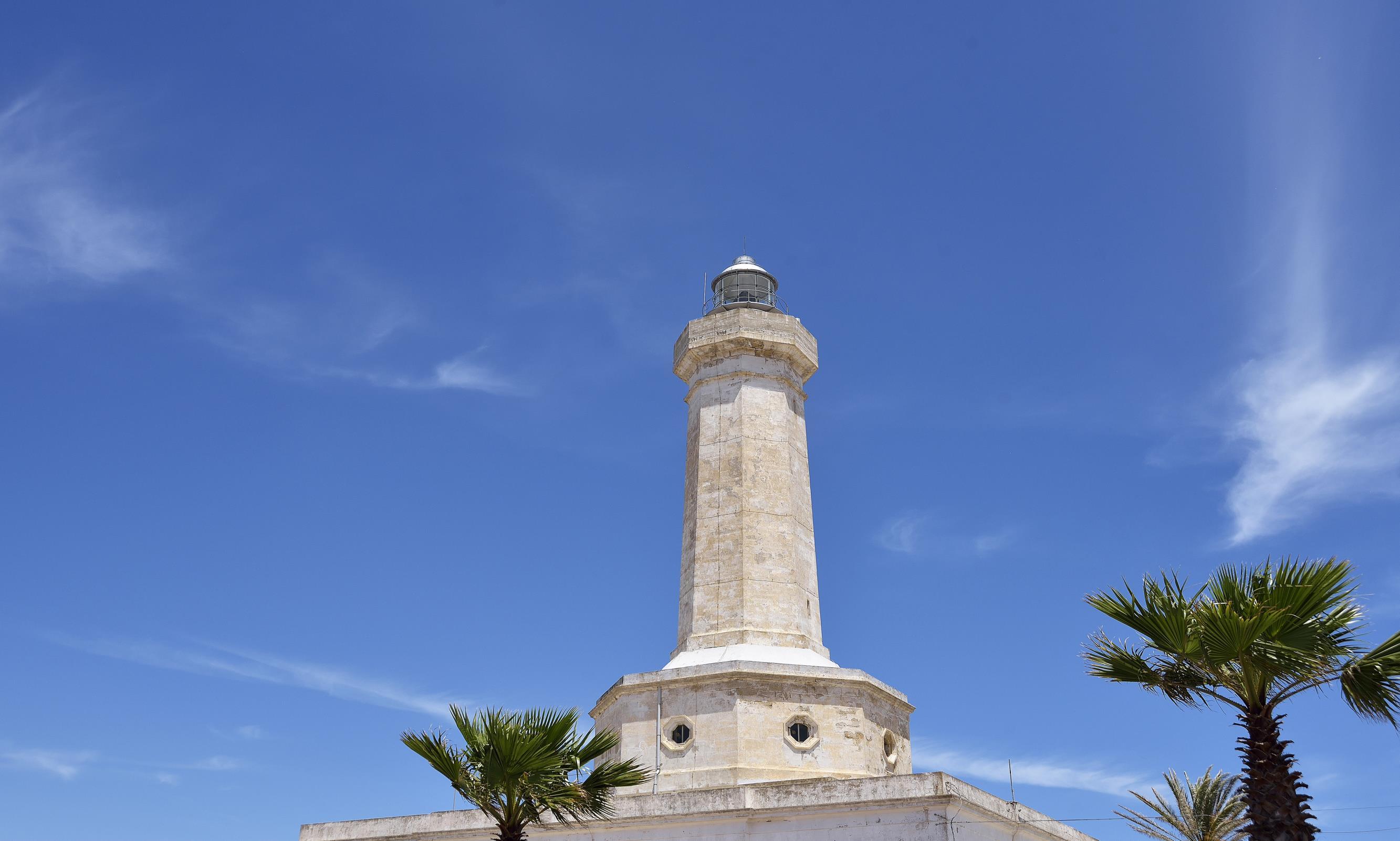 Faro di Portopalo sotto il cielo azzurro
